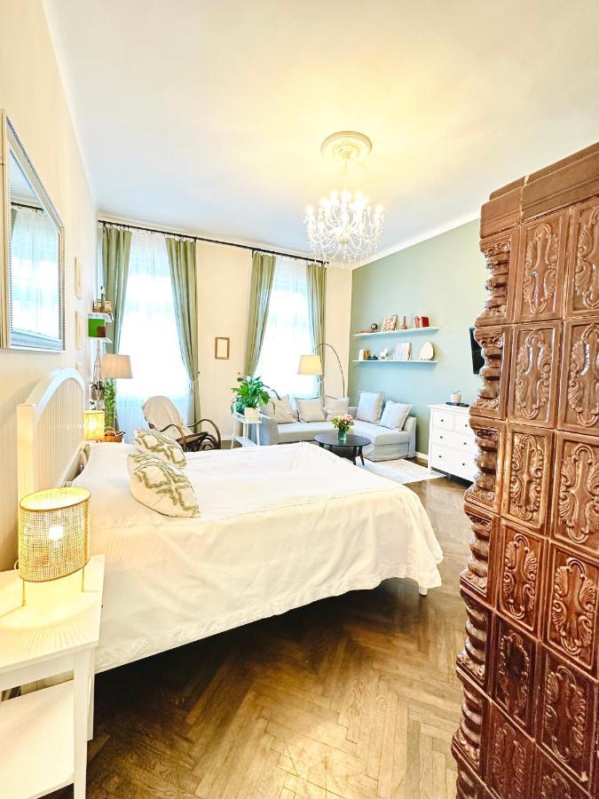 Apartament The Spot With Chair - Cozy Space Near Danube *