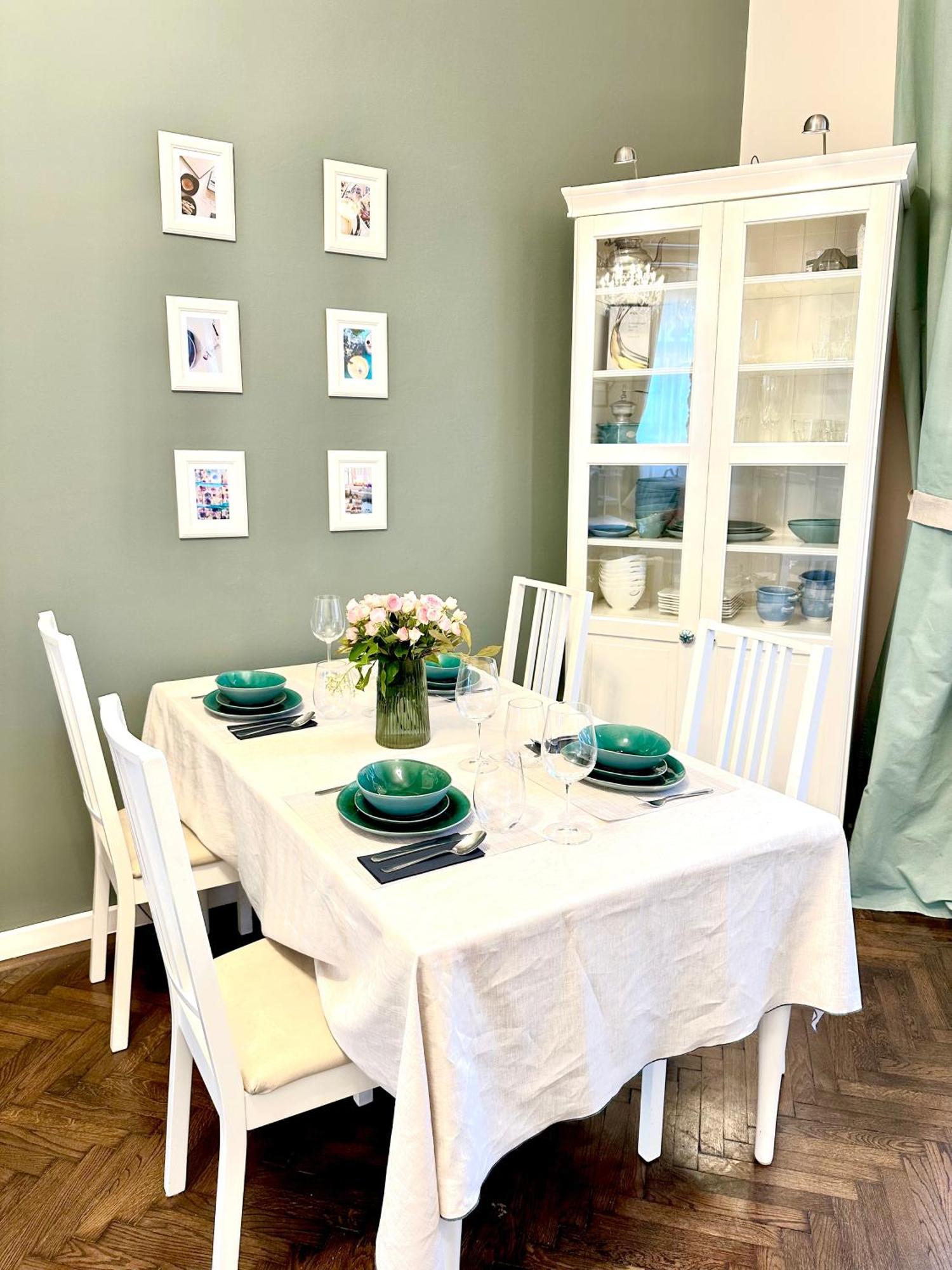Apartment The Spot With Chair - Cozy Space Near Danube *